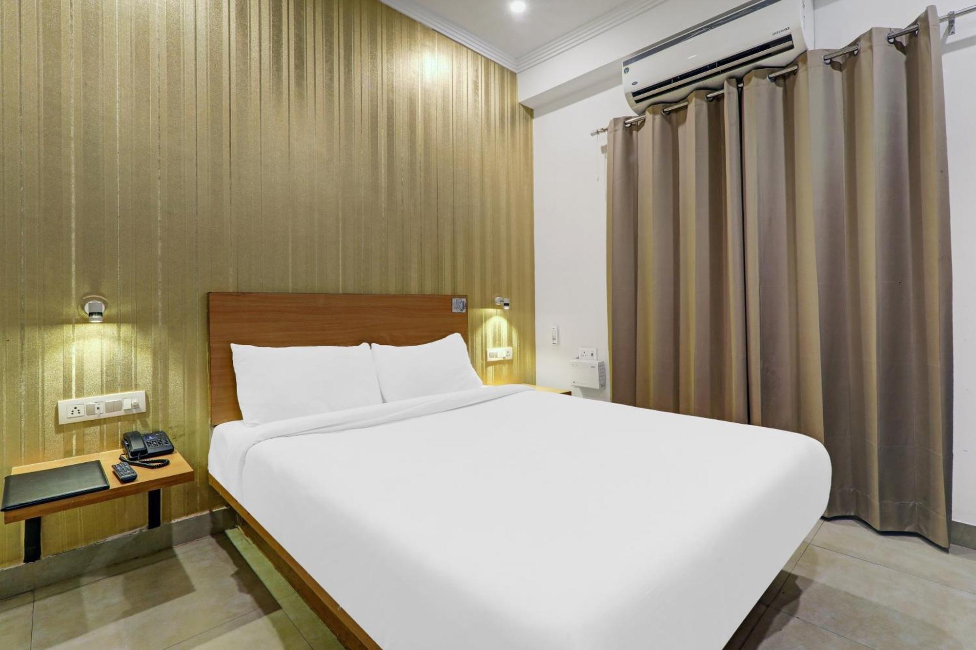 Townhouse Rama Inn. Hotel