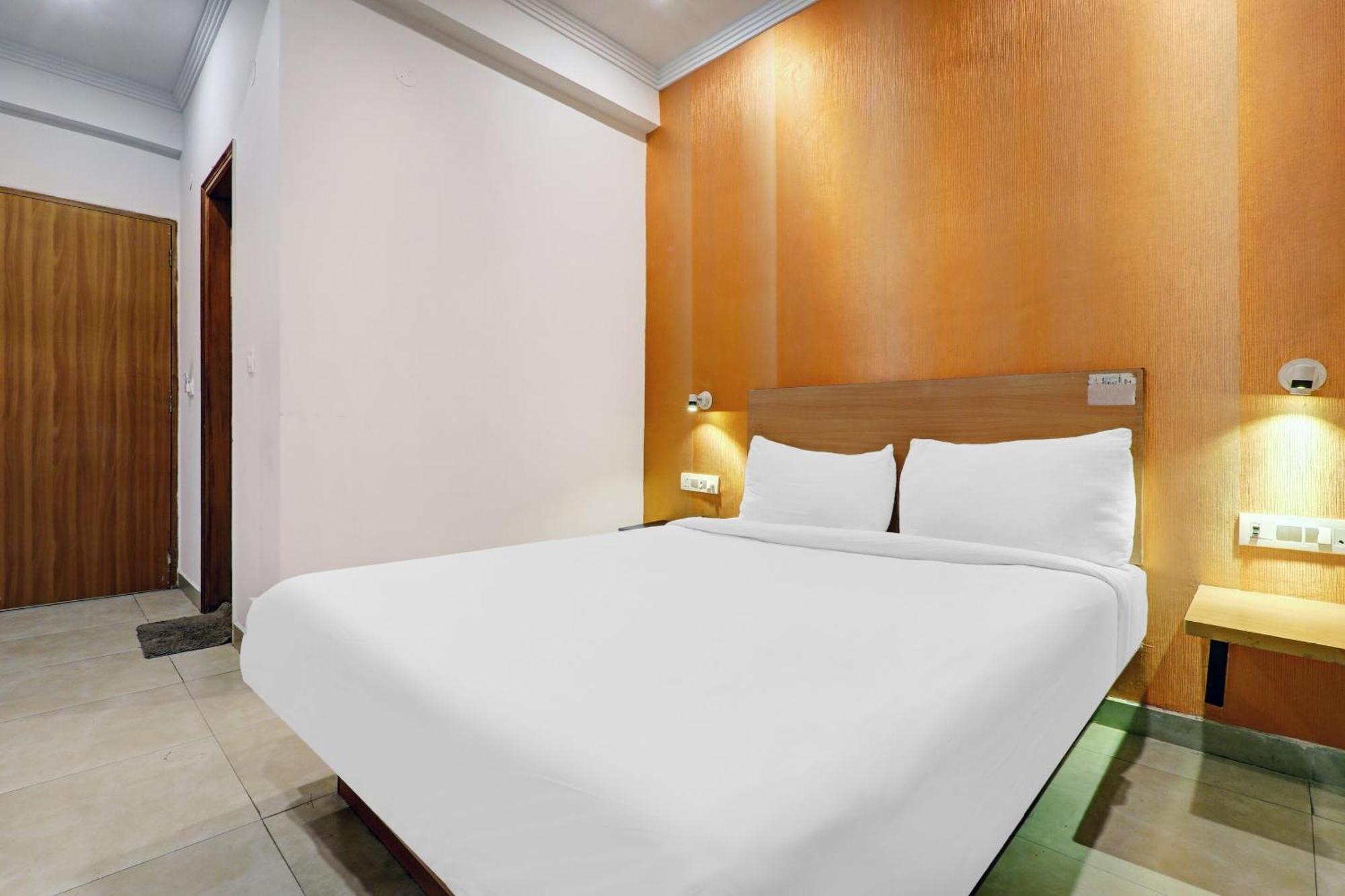 Hotel Townhouse Rama Inn. 4*