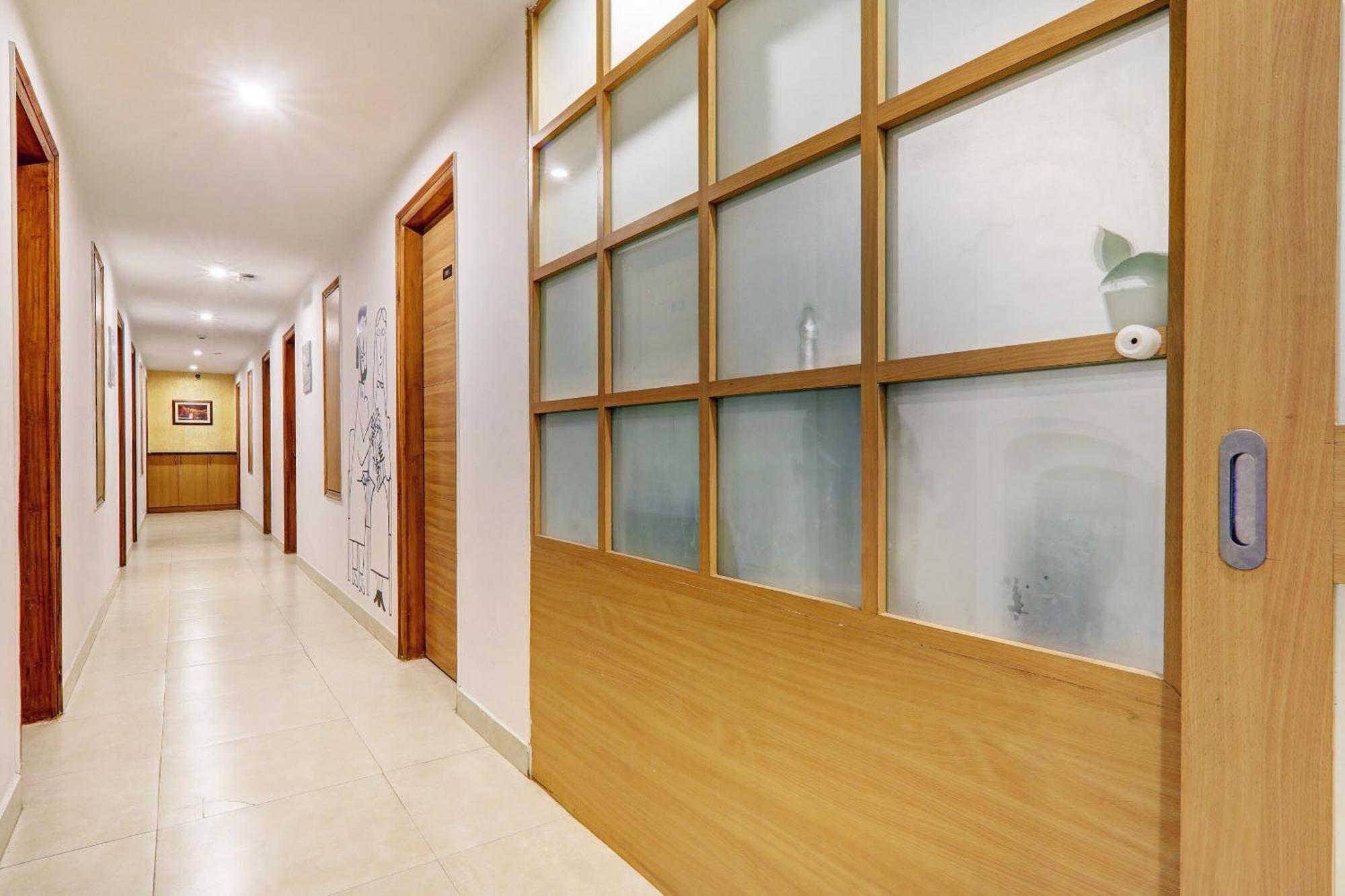 Hotel Townhouse Rama Inn.