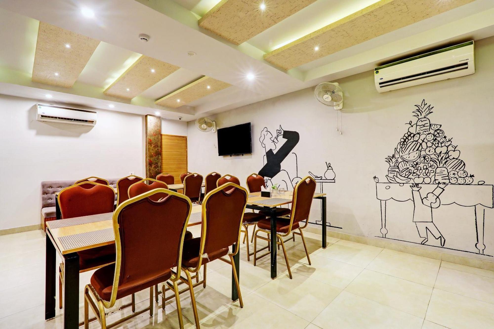 Hotel Townhouse Rama Inn. 4*