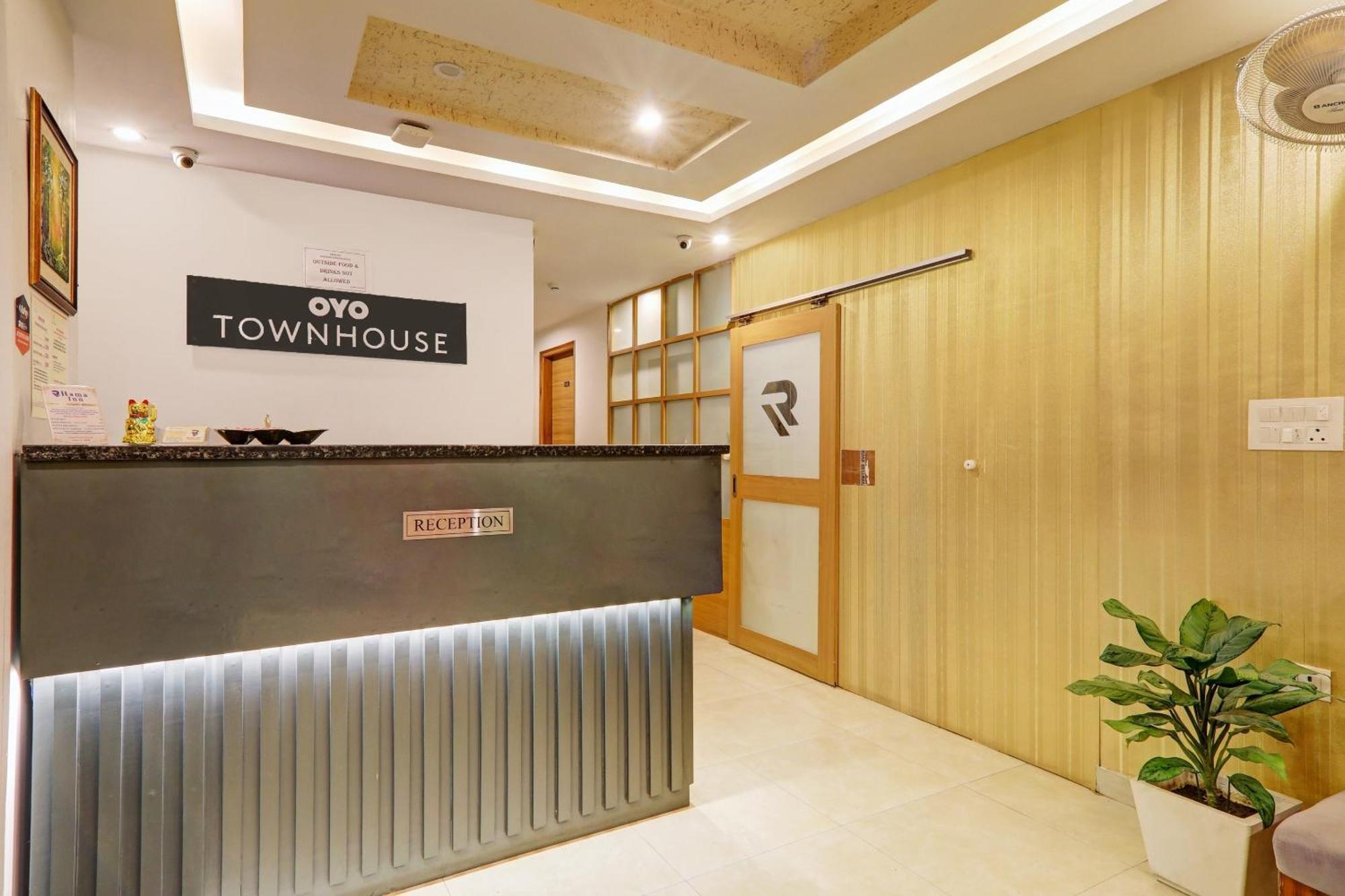 Townhouse Rama Inn. 4*